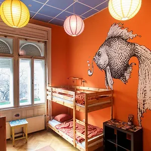 https://big-fish-budapest-hostel.inbudapesthotels.com